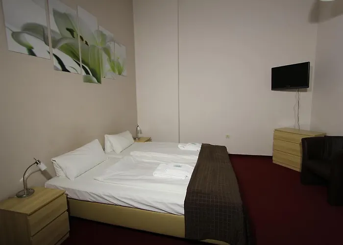 Elegia Am Kurfuerstendamm Berlin