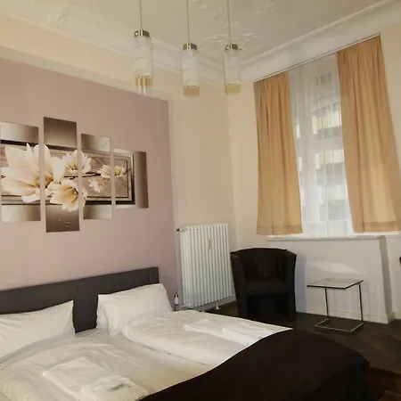 Elegia Am Kurfuerstendamm Berlijn