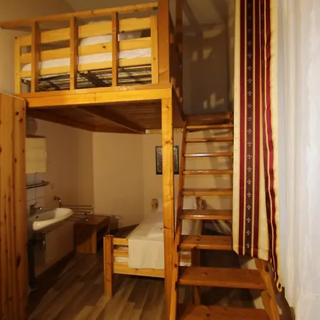 Elegia Am Kurfuerstendamm Hotel