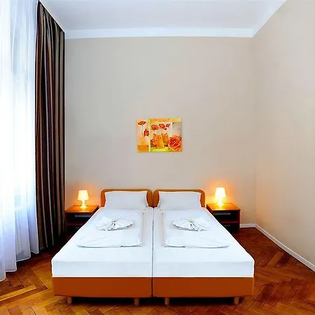 Elegia Am Kurfuerstendamm