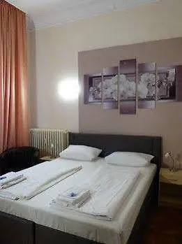 Elegia Am Kurfuerstendamm Hotel 2*