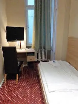 Elegia Am Kurfuerstendamm Hotel 2*