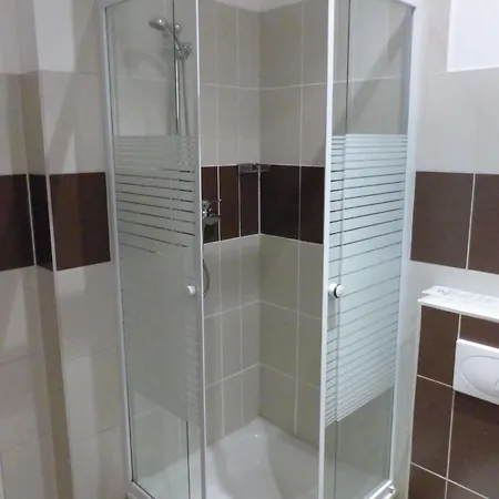 Elegia Am Kurfürstendamm 2* Berlín