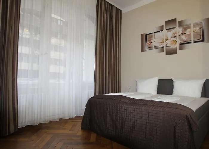 Elegia Am Kurfuerstendamm