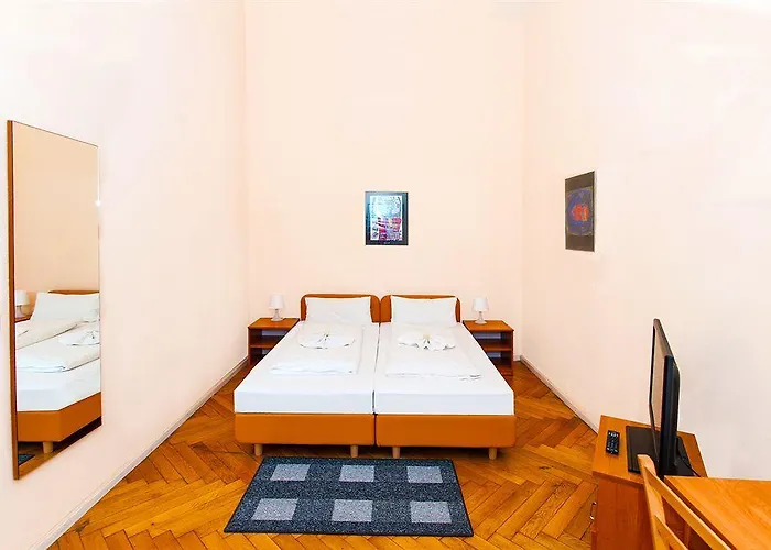 Elegia Am Kurfürstendamm 2*