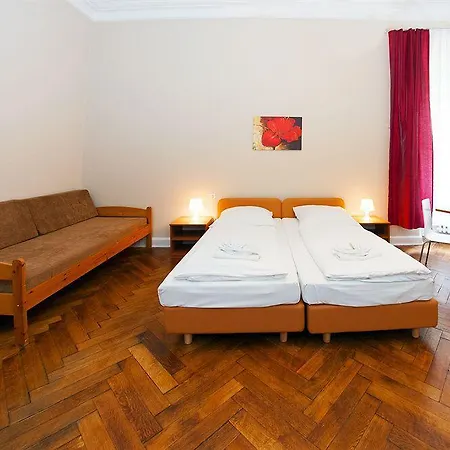 Elegia Am Kurfürstendamm Hotel 2*